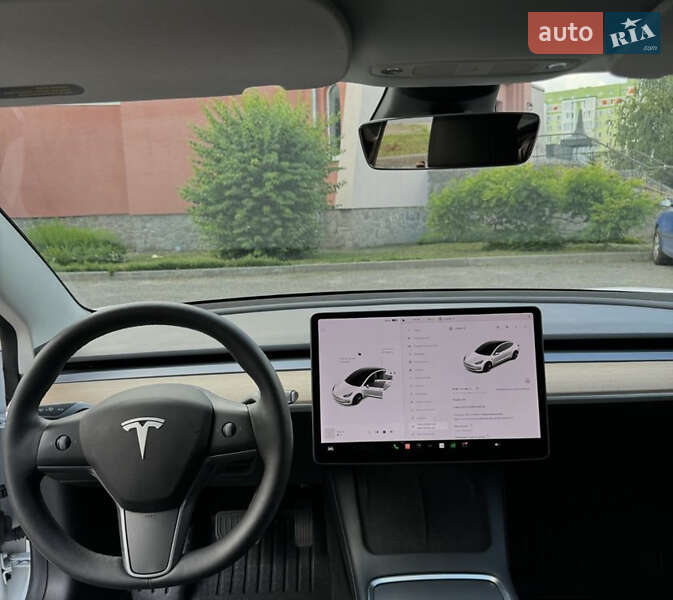 Седан Tesla Model 3 2021 в Полтаве