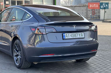 Седан Tesla Model 3 2018 в 