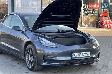 Седан Tesla Model 3 2018 в 
