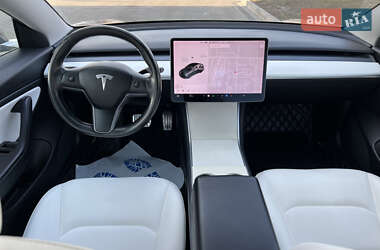 Седан Tesla Model 3 2018 в 