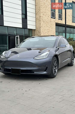 Седан Tesla Model 3 2020 в Хмельницком