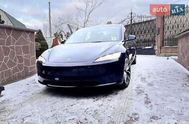 Седан Tesla Model 3 2024 в Хмельницькому