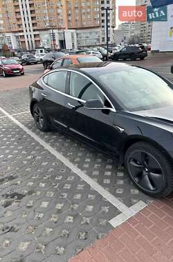 Седан Tesla Model 3 2018 в 