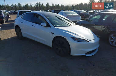 Седан Tesla Model 3 2024 в Киеве