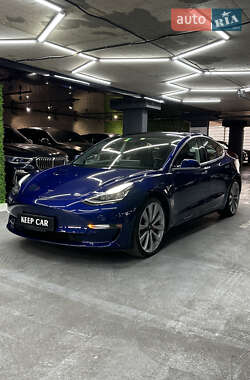 Седан Tesla Model 3 2018 в 