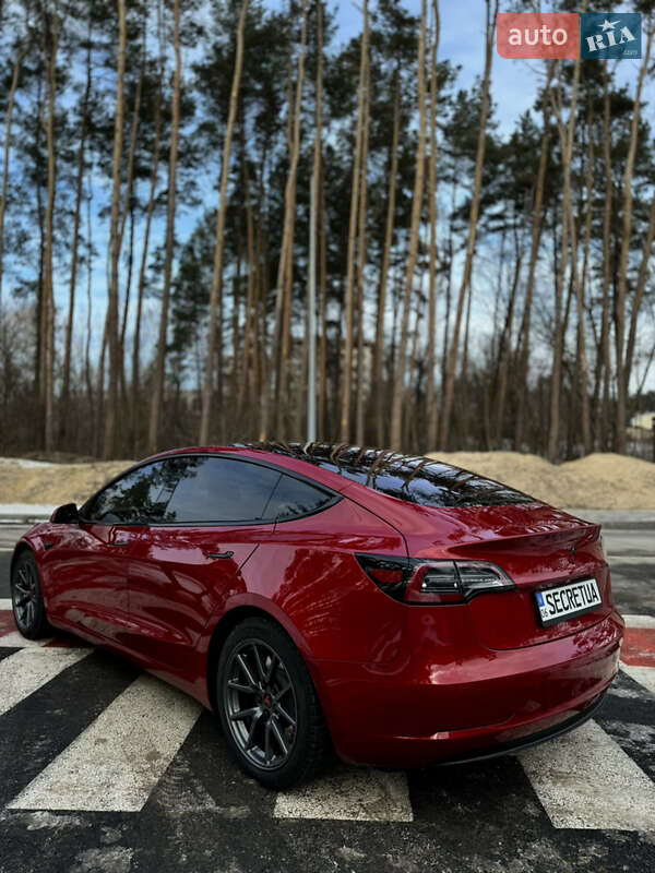 Седан Tesla Model 3 2018 в Житомире