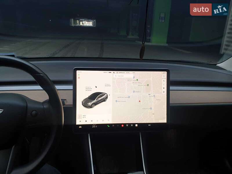 Седан Tesla Model 3 2019 в Києві