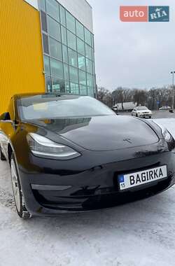 Седан Tesla Model 3 2018 в Николаеве