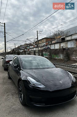 Седан Tesla Model 3 2021 в Киеве