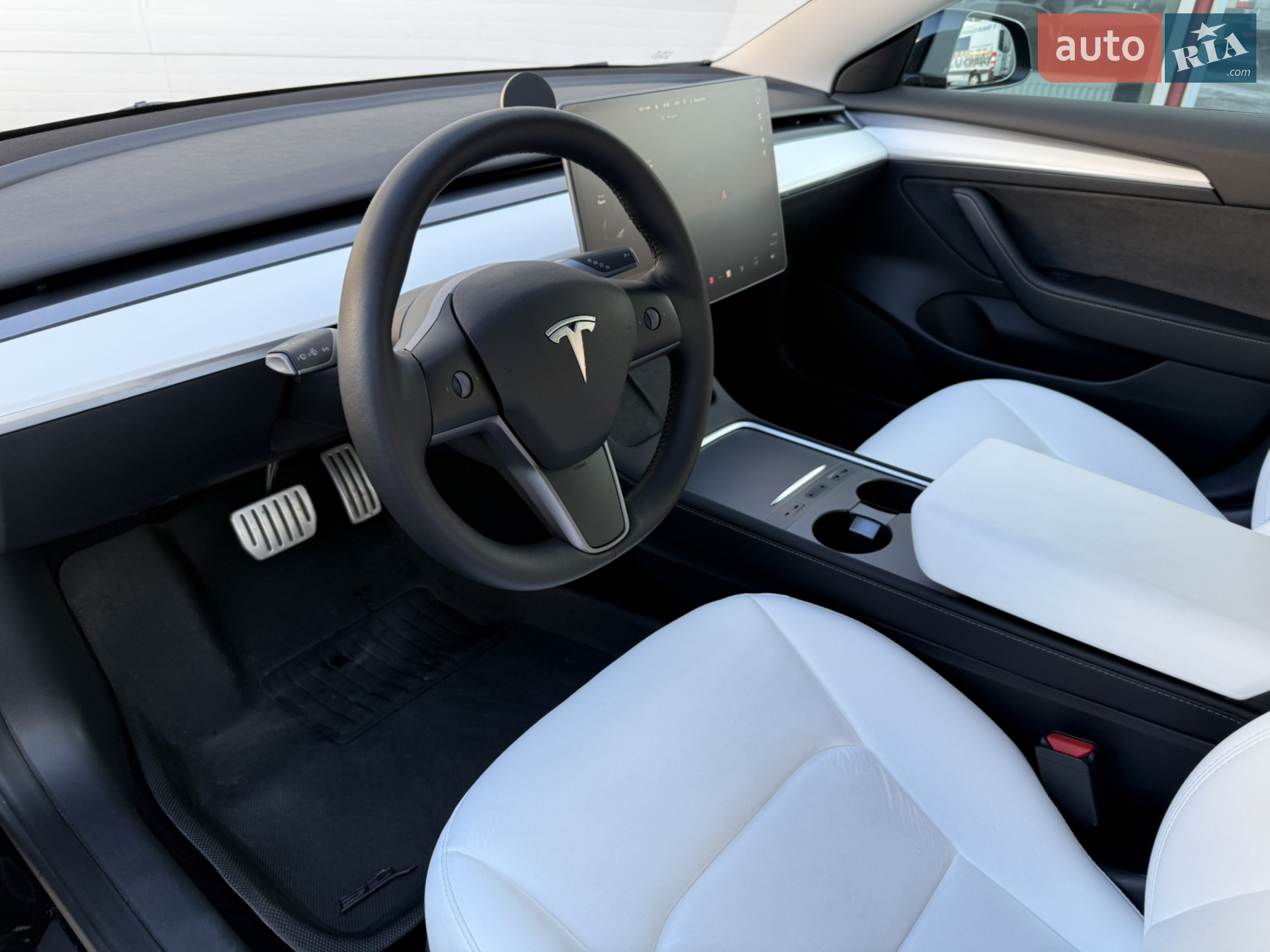 2022 Tesla Model 3 - мініатюра 14