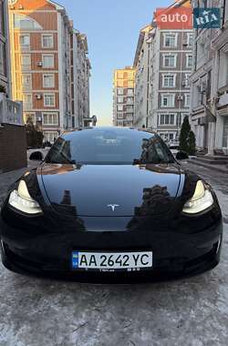 Седан Tesla Model 3 2019 в Києві