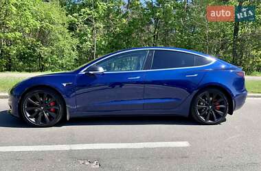 Седан Tesla Model 3 2019 в Києві