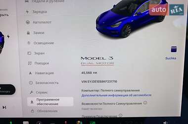 Седан Tesla Model 3 2019 в Києві