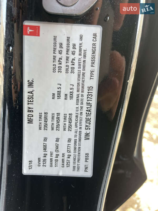 Седан Tesla Model 3 2018 в 