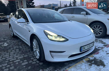 Седан Tesla Model 3 2020 в Луцке