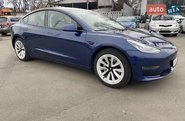 Седан Tesla Model 3 2022 в Києві