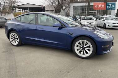 Седан Tesla Model 3 2022 в Києві