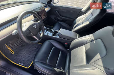Седан Tesla Model 3 2019 в 