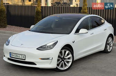 Седан Tesla Model 3 2018 в 