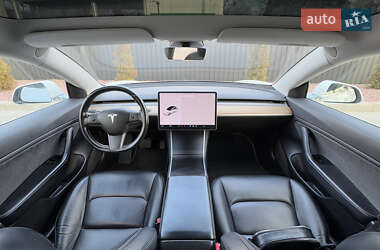 Седан Tesla Model 3 2018 в 