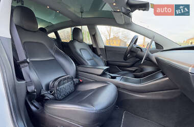 Седан Tesla Model 3 2018 в 