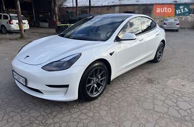 Седан Tesla Model 3 2021 в Житомире