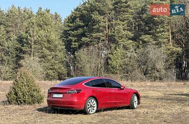 Седан Tesla Model 3 2018 в Луцке