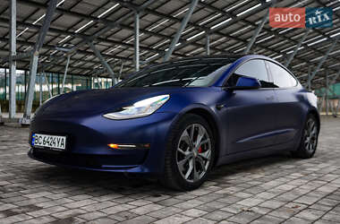 Седан Tesla Model 3 2018 в 