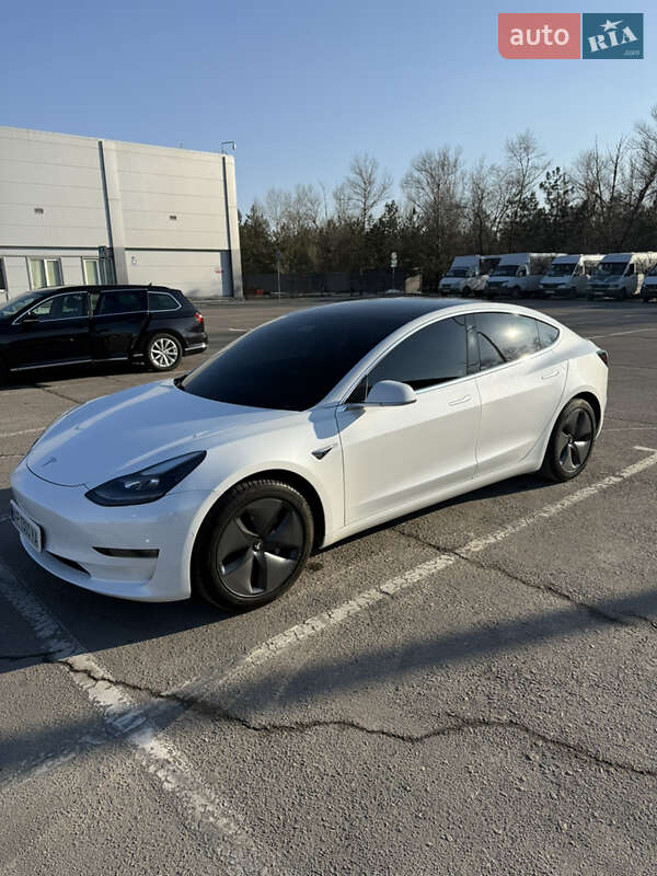 Седан Tesla Model 3 2019 в Запоріжжі