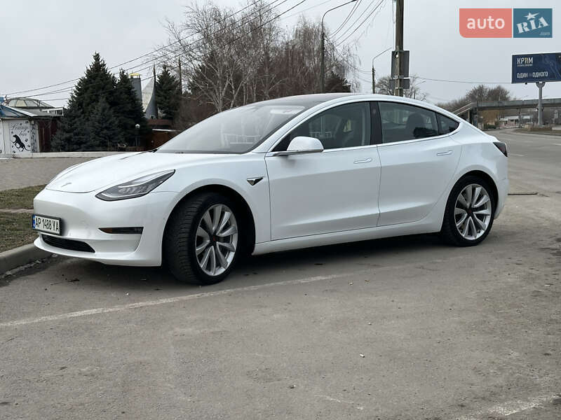 Седан Tesla Model 3 2018 в Запорожье