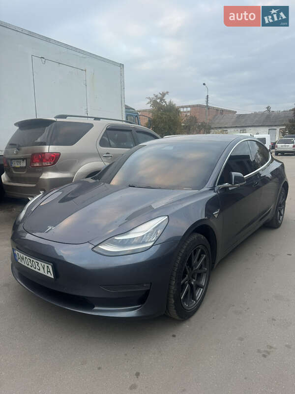 Седан Tesla Model 3 2020 в Житомире фото 5 Седан Tesla Model 3 2020 в Житомире