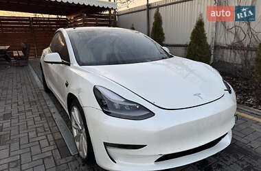 Седан Tesla Model 3 2021 в Луцке