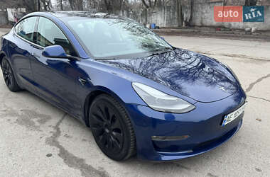 Седан Tesla Model 3 2021 в Дніпрі