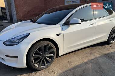 Седан Tesla Model 3 2019 в 