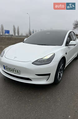 Седан Tesla Model 3 2021 в Золотоноше