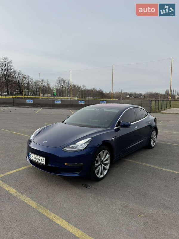 Tesla Model 3 2018