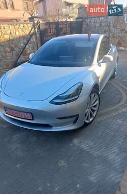 Седан Tesla Model 3 2018 в 