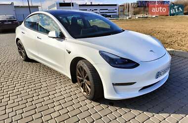 Седан Tesla Model 3 2021 в Львові