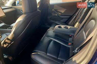 Седан Tesla Model 3 2018 в 
