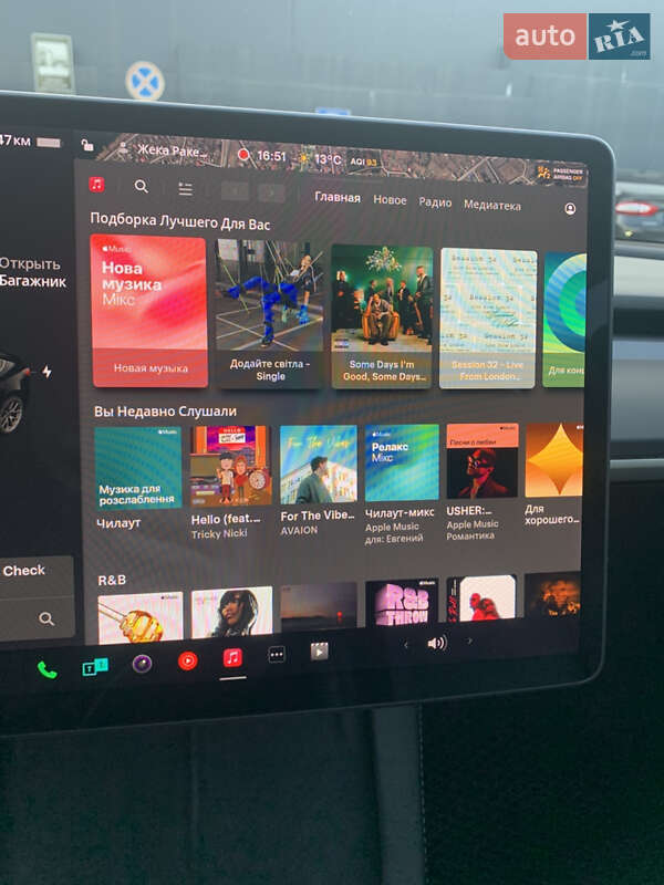 Седан Tesla Model 3 2021 в Киеве