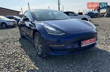 Седан Tesla Model 3 2018 в Луцьку