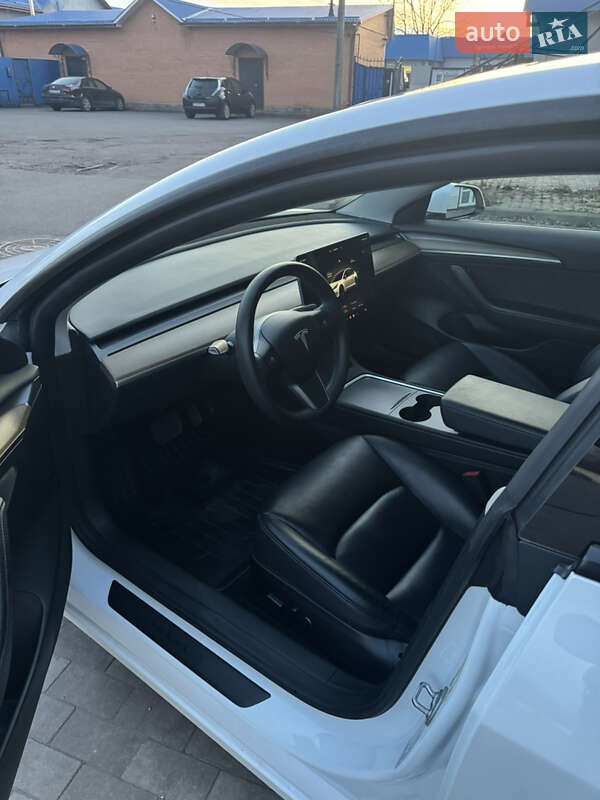 Седан Tesla Model 3 2022 в Нежине