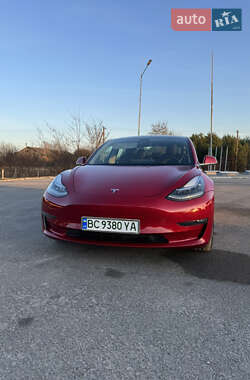 Седан Tesla Model 3 2019 в 