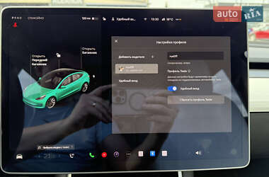 Седан Tesla Model 3 2019 в Черновцах