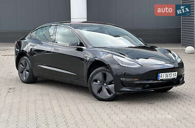 Седан Tesla Model 3 2019 в 