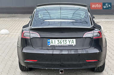 Седан Tesla Model 3 2019 в 