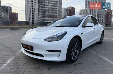 Седан Tesla Model 3 2021 в Києві