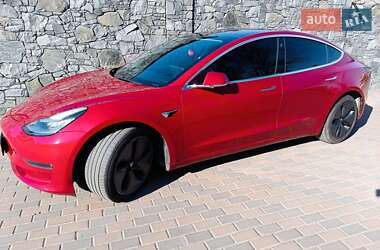 Седан Tesla Model 3 2018 в 