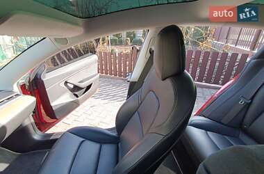 Седан Tesla Model 3 2018 в 