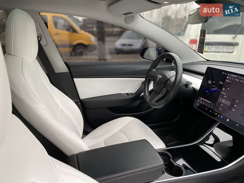 Седан Tesla Model 3 2018 в Луцке фото 67 Седан Tesla Model 3 2018 в Луцке